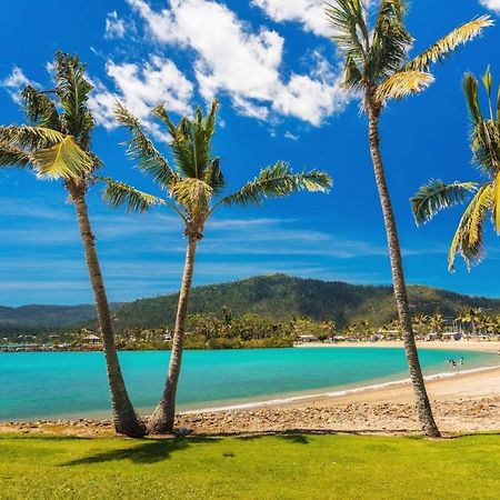 Airlie Sun & Sand Accommodation #2 Еърли Бийч Екстериор снимка