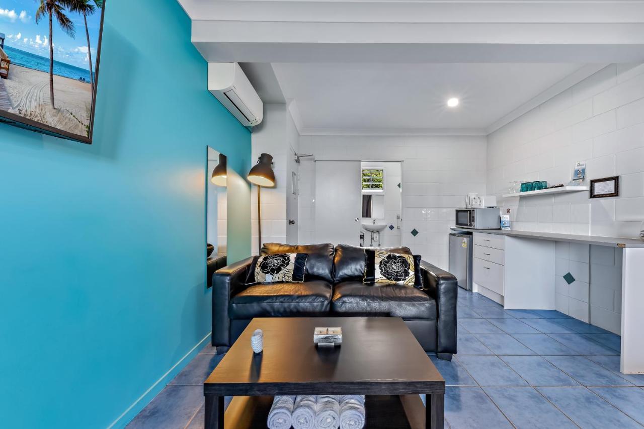 Airlie Sun & Sand Accommodation #2 Еърли Бийч Екстериор снимка