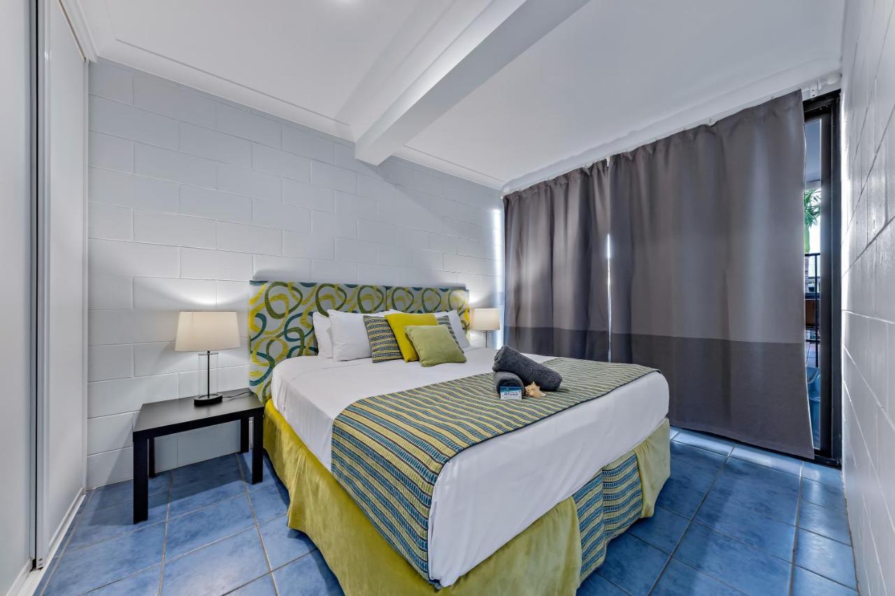 Airlie Sun & Sand Accommodation #2 Еърли Бийч Екстериор снимка